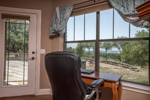 HILLS AND CHILLS home image 17